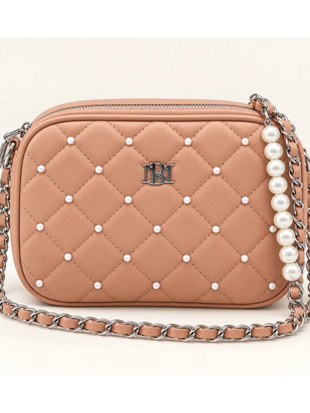 Badgley Mischka BM-4138 Pink Diamond Quilted Pearl Camera Crossbody Bag NWT